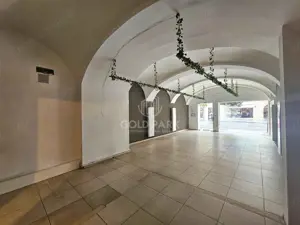 : : Spatiu cu PRELUARE CHIRIASI- Trafic INTENS/Vitrina la Strada : : - imagine 6 : : Spatiu cu PRELUARE CHIRIASI- Trafic INTENS/Vitrina la Strada : : - imagine 6