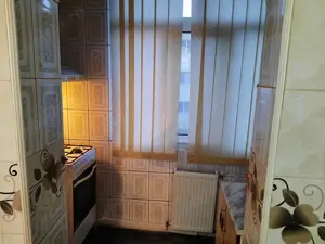 Vand sau inchiriez apartament 