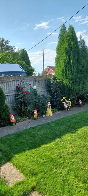 Casă de vânzare în Slatina, cartier Clocociov