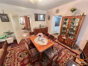 Casa pentru 2 familii zona Ghiroda, CENTRALA, teren 570mp
