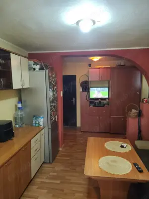 Vând apartament 2 camere, centrală proprie, 80.000 Euro - imagine 6