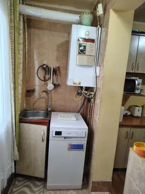 Vând apartament 2 camere, centrală proprie, 80.000 Euro - imagine 8