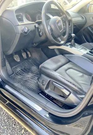 Vând Audi A4, 2,0 TDI, an 2010 - imagine 6