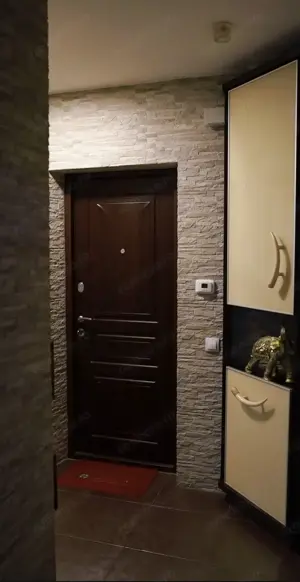 Garsoniera de inchiriat in zona 1 Mai - imagine 4