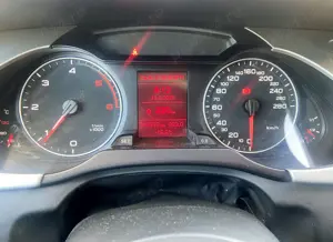 Vând Audi A4, 2,0 TDI, an 2010 - imagine 11