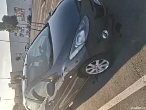 vand mazda 2 - imagine 2