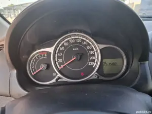 vand mazda 2 - imagine 3