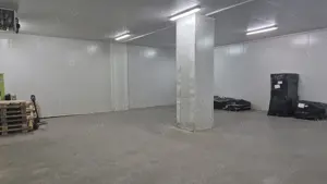 Hala - Zona Interioară