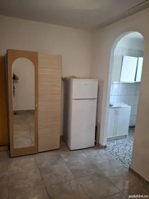 Proprietar ofer spre închiriere garsonieră  confort doi  , etaj 2   4 la cinci minute de mers pe jos