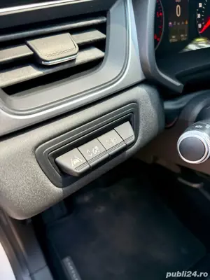 Renault Captur 1.5 Blue Dci 2020 - imagine 17