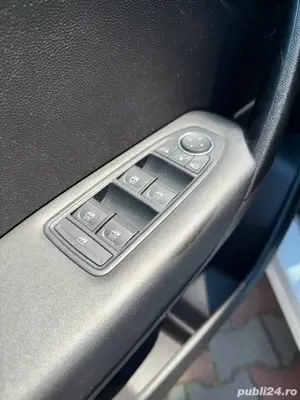 Renault Captur 1.5 Blue Dci 2020 - imagine 15