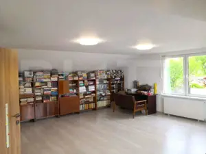 Casa spațioasă cu 6 camere și 3 băi - confort și intimitate - imagine 4