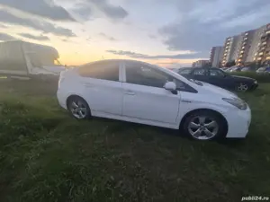 Toyota prius hybrid  - imagine 3