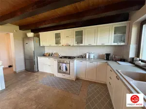 Casa cu teren 4.6 hectare la 17 km de Targu Mures - imagine 5