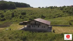 Casa cu teren 4.6 hectare la 17 km de Targu Mures - imagine 2