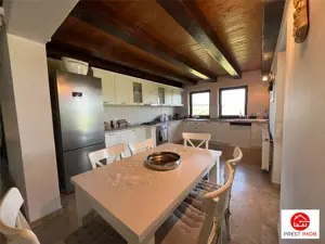 Casa cu teren 4.6 hectare la 17 km de Targu Mures - imagine 6