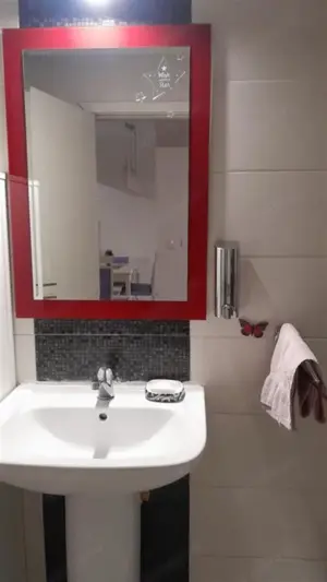 Garsoniera de inchiriat in zona Giulesti