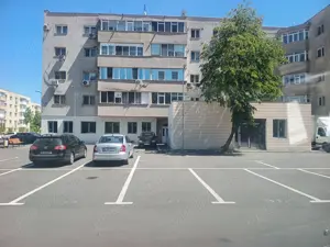 De vînzare apartament 3 camare decomandat etaj 3 din 4  - imagine 2