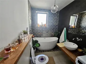 Dumbravita Central - 3 Camere - Et 2 2 - Centrala proprie - Clima - 2 Locuri parcare - imagine 6