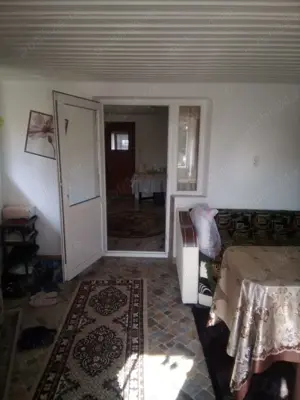 Vând sau schimb casă Săveni Ialomița  - imagine 4