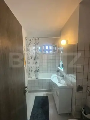 Apartament 3 camere, 65 mp + balcon 5 mp, mobilat și utilat, zonă excelentă  - imagine 6