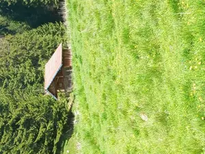 Vând teren intravilan,zona Cheile Tătarului platou Peștera Padina,500 mp. - imagine 2