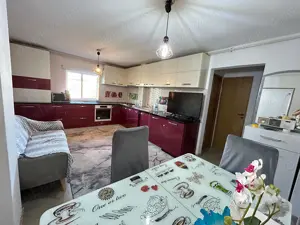 2 Cam-3 min Spitalul Judetean-54MP-Mobilat-Utilat-2 Balcoane-Centrala-90.000 Euro! Negociabil