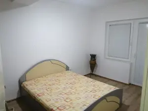 Apartament de inchiriat 3 camere in zona Titan - imagine 5 Apartament de inchiriat 3 camere in zona Titan - imagine 5