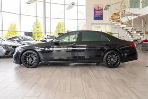 Mercedes-Benz S-Class AMG 560 LONG 4MATIC - imagine 4