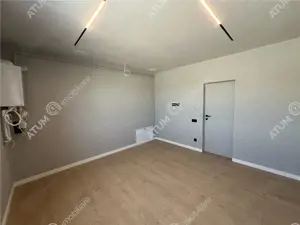 Penthouse cu 3 camere 2 bai si 2 terase zona Calea Surii Mici din Sibi - imagine 17