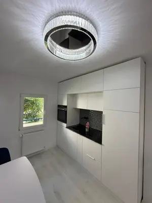 Apartament 2 camere,decomandat,zona Ultracentrala - imagine 14