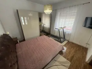 Casa / Vila zona Centrala - imagine 4