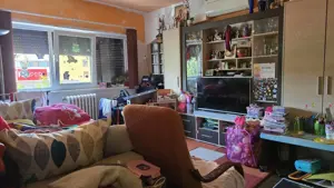 Apartament 3 camere in Deva, zona Eminescu colt cu Balcescu, etaj 2 - imagine 1