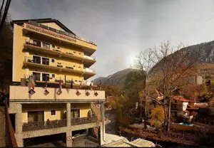 Angajam OSPATARI - Hotel Holiday Maria Baile Herculane - imagine 5