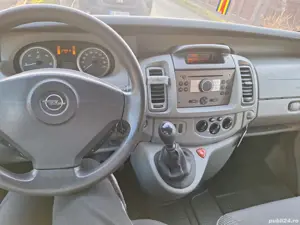 vand Opel Vivaro 2009 - imagine 3