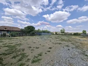 Teren logistic 907 mp de închiriat/ Aurel Vlaicu - imagine 5