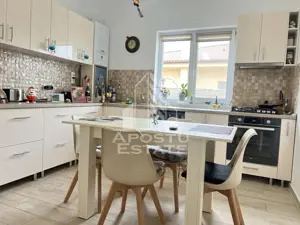 Duplex pe parter, cu 3 camere, in Sanandrei - imagine 2