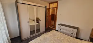 Vand apartament cu 4 camere Micro 4