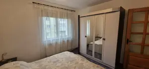 Vand apartament cu 4 camere Micro 4 - imagine 4