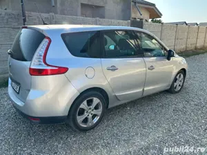 Renault Grand Scenic An 2010   - imagine 6