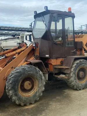 Licitatie publica de vanzare bunuri mobile auto, utilaje uzate SH - imagine 7