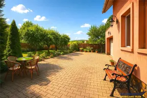 Casa nordica luminoasa, gata de mutat, garaj cald,spatiu de poveste la mansarda,in Santana de Mures