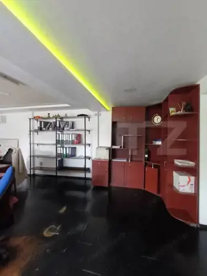 Casa cu spatiu comercial, in zona Poiana - imagine 8