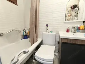 Se inchiriaza apartament cu o camera in Complexul Studentesc