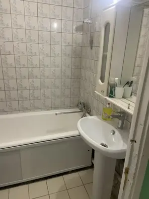 De inchiriat garsoniera  in zona Aradului - imagine 2