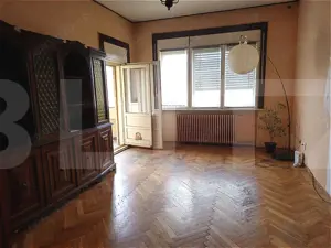 De vânzare – Apartament 4 camere, decomandat 100 mp – Ultracentral, Timișoara