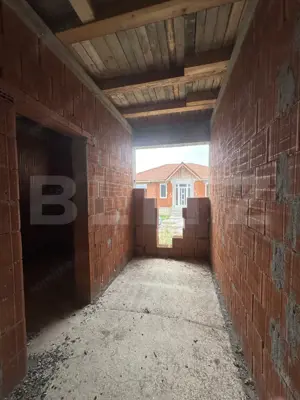 Casa la roșu 3 camere, 142 mp, 592 mp, teren, zona Cionchesti  - imagine 4