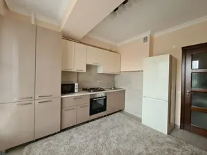 Se inchiriaza apartament cu o camera in Complexul Isho - imagine 4