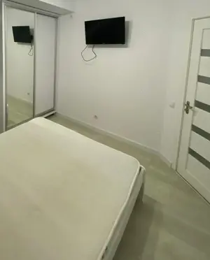 De inchiriat apartament 1 camera in zona Torontalului