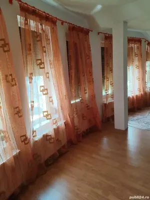 OFERTA*Inchiriere ap.3 cam in vila .Slobozia .M.Eminescu cu N.Balcescu  - imagine 2